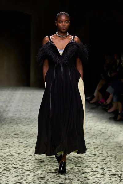 Look 33